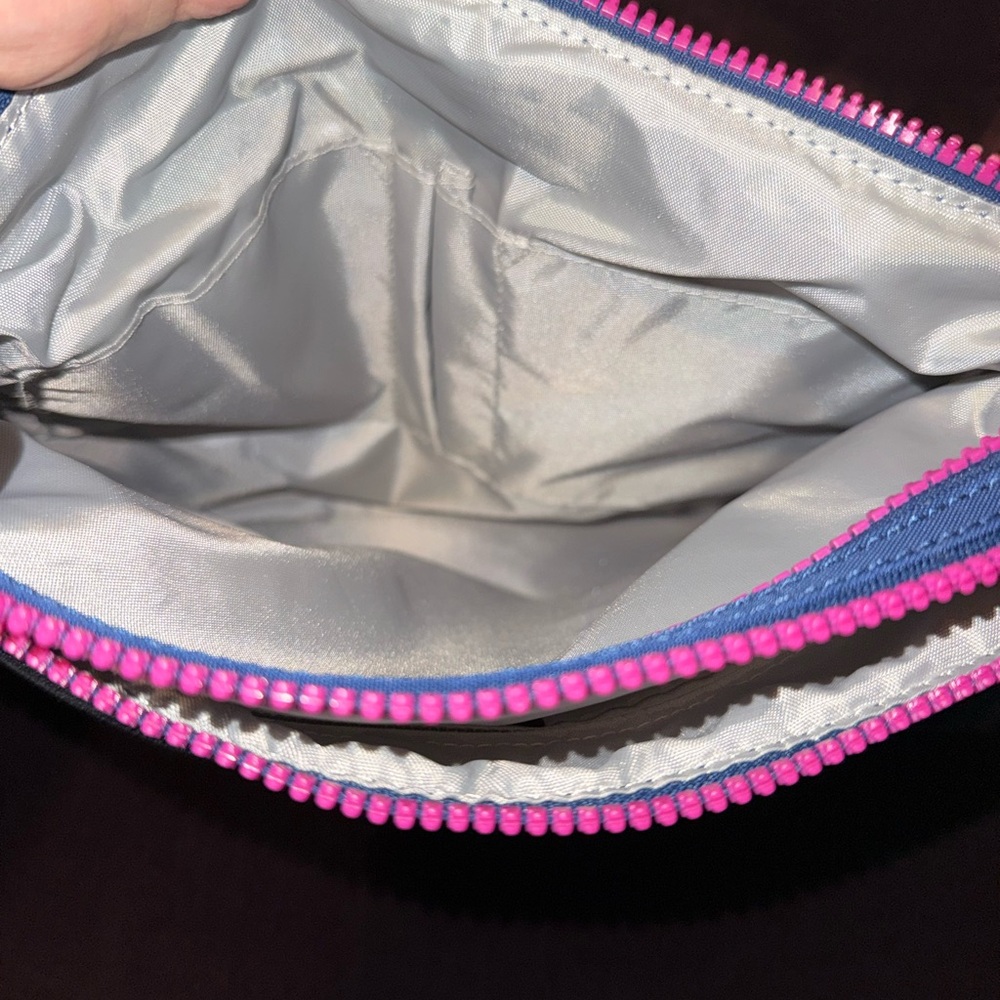 Kipling Annabelle Navy and Pink Crossbody Bag. NWOT. - Picture 5 of 8
